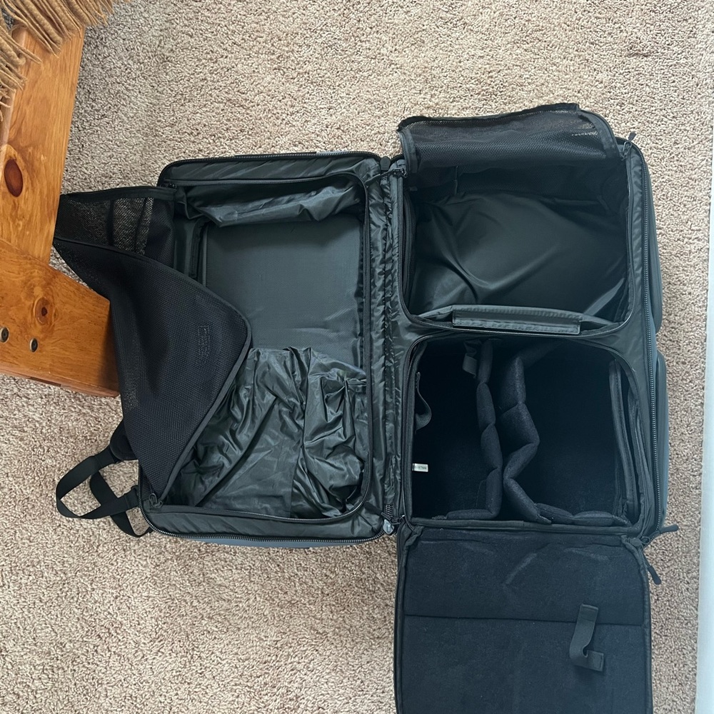 Wandrd Duffel Bag with Camera Cube.